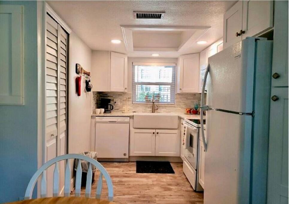 Condo By The Sea! 可可比奇 外观 照片